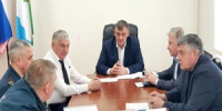 Вадим Сергеев провёл совещание с заместителем начальника Главного Управления МЧС по Челябинской области Алексеем Захаровым по вопросу безопасного пропуска паводковых вод - Ашинский район